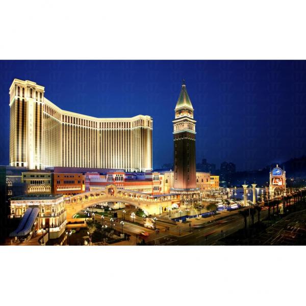 「度假村遊樂證」讓你以最抵價玩盡度假村內的觀光景點。 8 一日遊證 足本玩澳門威尼斯人